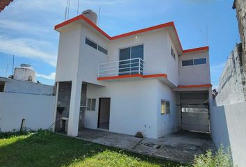 Casa en  Calle Manantiales, Manantial, Boca Del Río, Veracruz, México