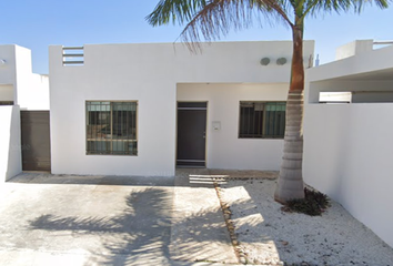 Casa en  Calle 53, Fraccionamiento Las Américas 2, Mérida, Yucatán, México