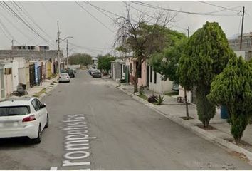 Casa en  Trompetistas, La Alianza, Monterrey, Nuevo León, México