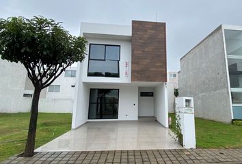 Casa en fraccionamiento en  Fraccionamiento Cumbres Residencial, Carretera Federal México-puebla, Cuanalá, Juan C. Bonilla, Puebla, México