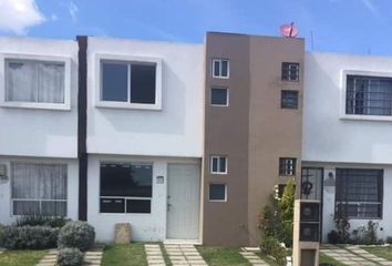 Casa en fraccionamiento en  Torres Bodet, Barrio Del Calvario, San Juan Cuautlancingo, Puebla, México