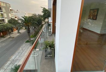 Departamento en  Santiago De Surco, Lima