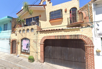 Casa en  C. Antonio Correa 2019, La Guadalupana, 44220 Guadalajara, Jal., México