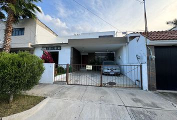 Casa en  Avenida Salto Del Agua 2387, Jardines Del Country, Guadalajara, Jalisco, México