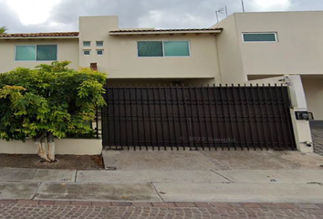 Casa en  Fraccionamiento Cumbres Del Lago, Municipio De Querétaro