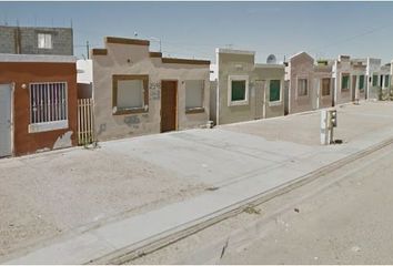 Casa en  Av. 58 - B, Puerto Peñasco, Sonora, México