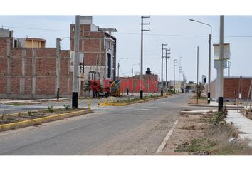 Terreno en  Urb Los Ficus, Chiclayo, Perú