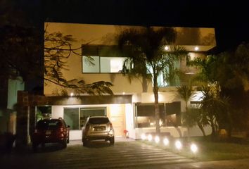 Casa en condominio en  Paseo San Alfonso, Valle Real, 45019 Zapopan, Jalisco, México