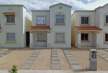 Casa en condominio en  Villa Del Cedro, Culiacán, Sinaloa, México