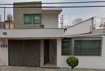 Casa en  Las Acacias, Ciudad López Mateos, Estado De México, México