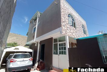 Casa en  Mitad Del Mundo, Avenida Manuel Córdova Galarza, Quito, Ecuador