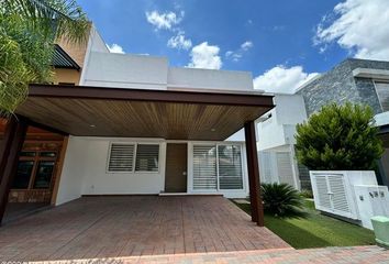 Casa en  El Pueblito, Querétaro, México