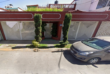 Casa en  Av. Bosques De Asia 31, Bosques De Aragon, Ciudad Nezahualcóyotl, Estado De México, México