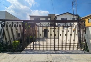 Casa en  Hacienda De Santa Clara, Monterrey, Nuevo León, México