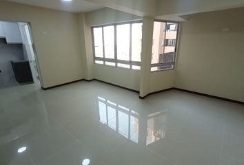 Departamento en  Avenida Colonial 452, Lima, Perú