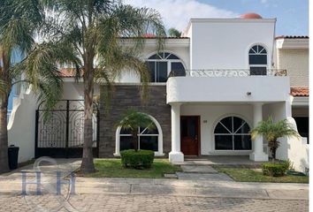 Casa en condominio en  Bugambilias, Zapopan, Jalisco, México