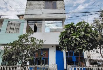 Casa en  Jirón Antonio Raimondi 8, Asociación San Juan De Dios, Los Olivos, Lima, 15301, Per