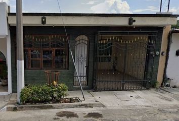 Casa en  Expropiación Petrolera, Fuego Nuevo, Ciudad Victoria, Tamaulipas, México