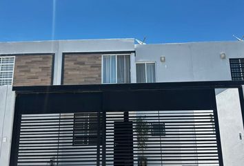 Casa en fraccionamiento en  Verona Residencial, Calle Las Flores, Maravillas, Aguascalientes, México