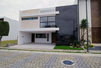 Casa en fraccionamiento en  Parque Michoacan, Lomas De Angelópolis, Puebla, México