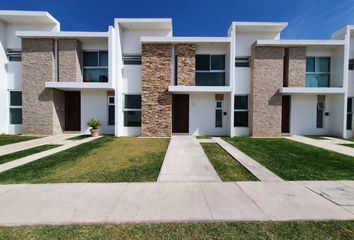 Casa en fraccionamiento en  Bonaterra Coto Alegranza, Tepic, Nayarit, México