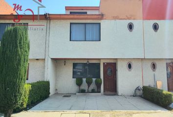 Casa en fraccionamiento en  Salvador Díaz Mirón 701, Santa Ana Tlapaltitlán, Estado De México, México