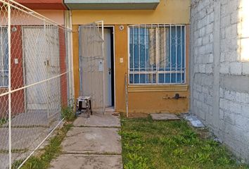 Casa en fraccionamiento en  Calle Jardínes De Cataldo, Los Heroes Tecamac, Ciudad De México, Estado De México, México