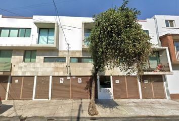 Casa en  Avenida Pirineos, Santa Cruz Atoyac, Ciudad De México, Cdmx, México