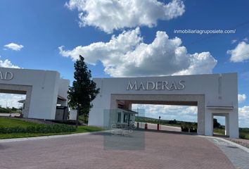 Lote de Terreno en  Ciudad Maderas Corregidora, P.º Corregidora S/n, 76926 Puerta De San Rafael, Qro., México