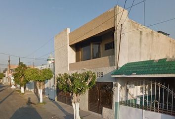 Casa en  Luis González Obregón 139, Zona De Oro, Celaya, Guanajuato, México