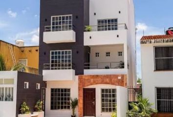 Edificio en  Malva 21, Sm 525, Cancún, Quintana Roo, México