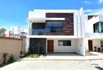 Casa en  Boulevard De Los Volcanes, Lomas De Angelópolis, Puebla, México