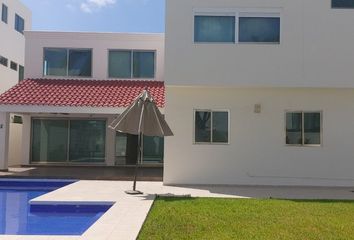 Casa en condominio en  Residencial Villa Magna, Boulevard Luis Donaldo Colosio, Cancún, Quintana Roo, México