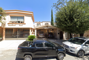 Casa en  Oviedo 119, Bosques De Las Cumbres, Monterrey, Nuevo León, México