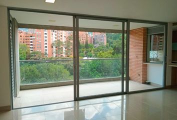 Apartamento en  Poblado, Medellín