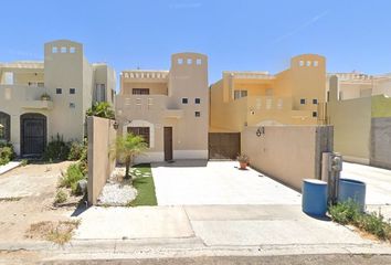 Casa en  Calle De La Herradura 397, Valle Del Mezquite, La Paz, Baja California Sur, México