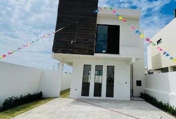 Casa en fraccionamiento en  Boulevard Riviera Veracruzana, Veracruz, México