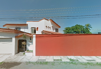 Casa en  Calle República, Centro, Tecomán, Colima, México