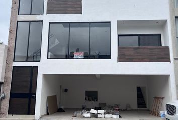 Casa en fraccionamiento en  San Pedro El Álamo, Santiago, Nuevo León