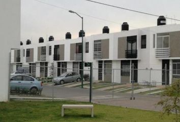 Casa en fraccionamiento en  Terrasolare Elite, Calle Avenida Matatlan, Terrasolare, Coyula, Jalisco, México