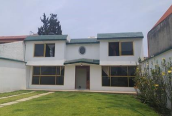 Casa en  Fraccionamiento Viveros De La Loma, Tlalnepantla De Baz