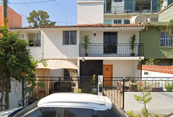 Casa en  Carlos J. Barrios 138, Fovissste 100, Fluvial Vallarta, 48313 Puerto Vallarta, Jalisco, México