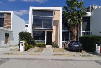 Casa en  Soberna Residencial, Blvrd Vicente Valtierra, San Nicolas, 37299 Leon, Gto., México