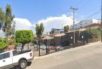 Casa en fraccionamiento en  Vista Bella, Tijuana