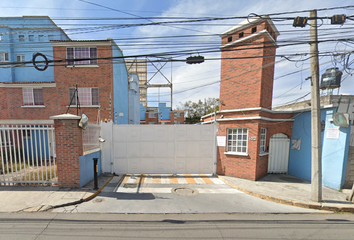 Casa en fraccionamiento en  Calle Independencia Nte. 501, Delegación San Lorenzo Tepaltitlán I, Delegación San Lorenzo Tepaltitlán, 50010 San Lorenzo Tepaltitlán, Méx., México