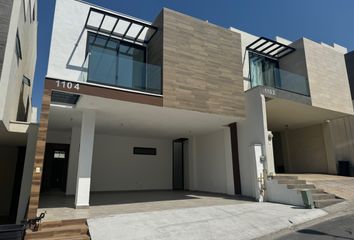 Casa en  Cumbres Platinum, Paseo Platinum, Monterrey, Nuevo León, México