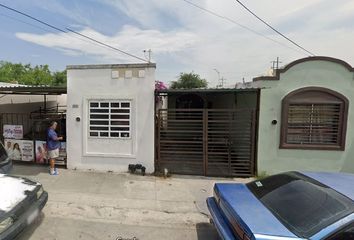 Casa en  Fraccionamento Huizache, Alberos, Cadereyta Jiménez, Nuevo León, México