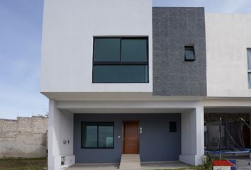 Casa en  Carrara Capital Norte, Avenida De La Cantera, Valle Imperial, Zapopan, Jalisco, México