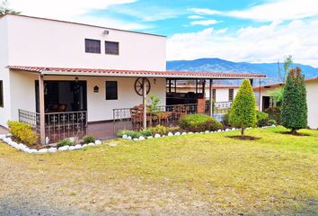 Hacienda-Quinta en  Paute, Azuay, Ecuador