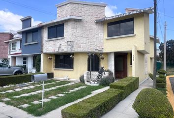 Casa en fraccionamiento en  Santa Elena, Arboledas De Santa Elena, Pachuca De Soto, Estado De Hidalgo, México